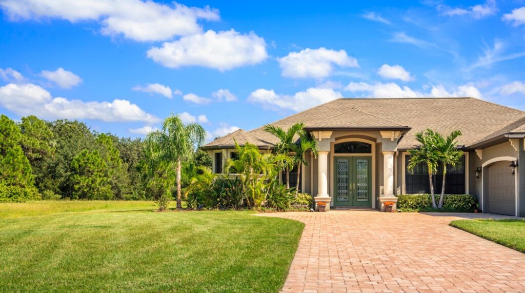 The Benefits of Year-Round Lawn Maintenance with Evolve Contracting